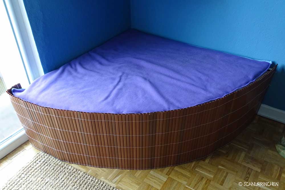 Kuschelecke mit Kissen Kuschelecke mit Kissen